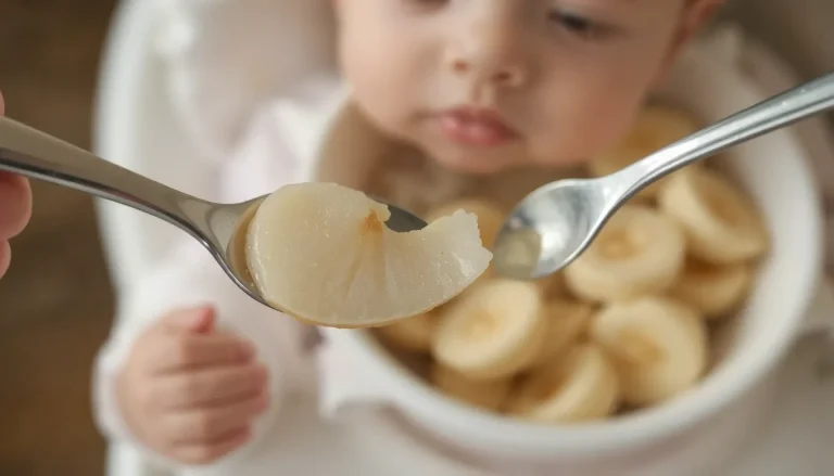 Quels fruits donner à un bébé de 4 mois ? Liste complète et guide